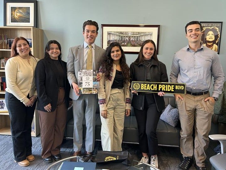 CSULB students in Sacramento